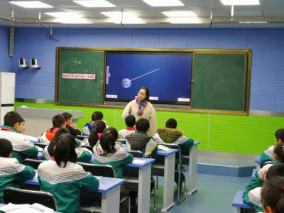 廬江縣城北小學開展“同課異構”交流研討活動